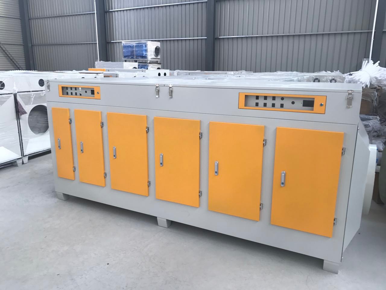 光催化廢氣凈化器,光催化凈化器,光氧除味設備,光氧凈化器廠家,uv光氧催化凈化器